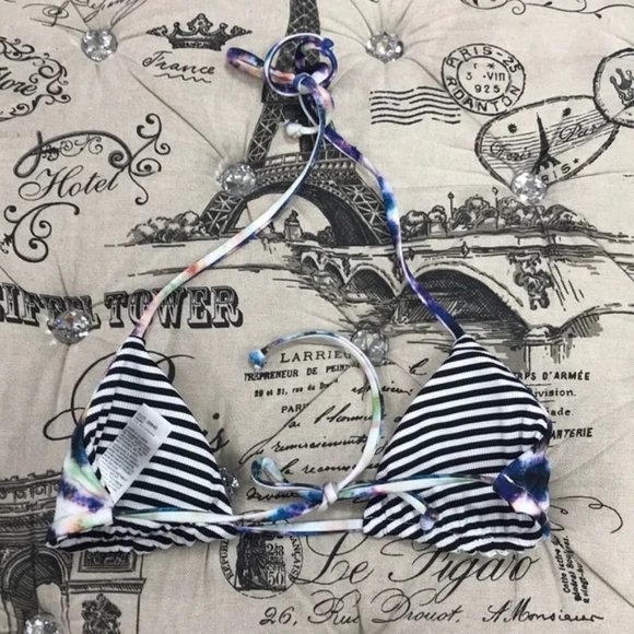 SPLENDID Going Coastal Reversible Triangle Bra - Picture 6 of 9